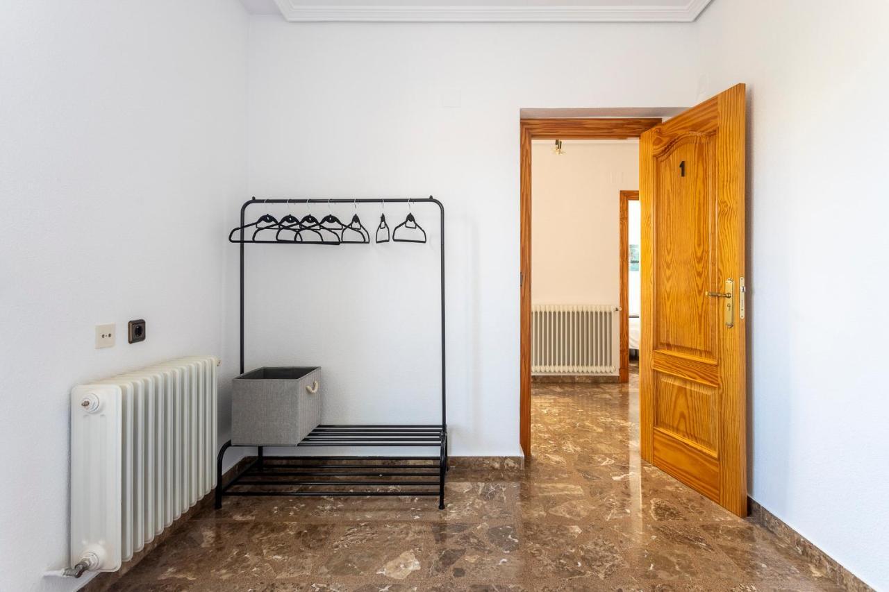 Casa Las Rosas Iniesta Екстериор снимка